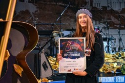 
  Витебчанка Дарья
Спинова получила главный приз «Витебского листопада – 2022» – «Признание» .
Как прошел осенний фестиваль. 