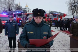 
  В Витебске 25 новобранцев МЧС торжественно приняли присягу  