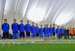  Игроки основного состава ФК «Витебск» сыграли в футбол с воспитанниками детского дома. Как это было 