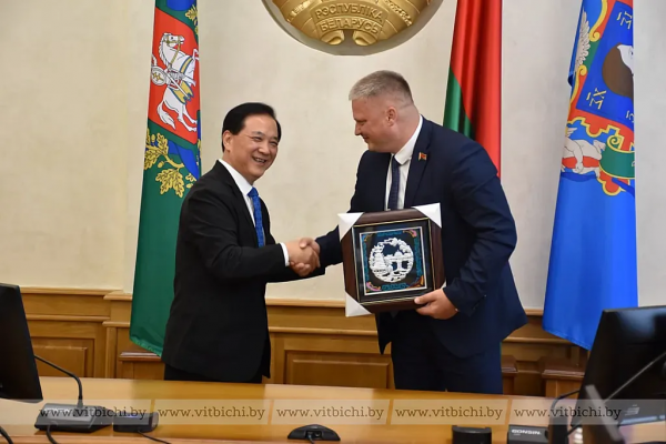 Витебск и китайский Гуйян намерены укреплять экономическое взаимодействие и культурные связи