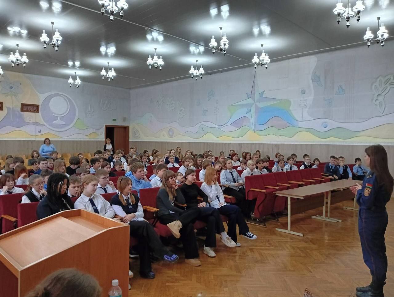 Безопасные каникулы: в Октябрьском районе усилен контроль за подростковой средой