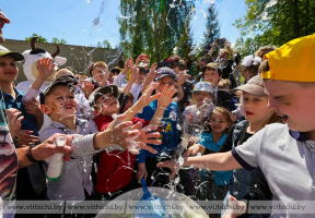 Пенная вечеринка, барабанное шоу и аниматоры: в Витебске устроят большой праздник для детей