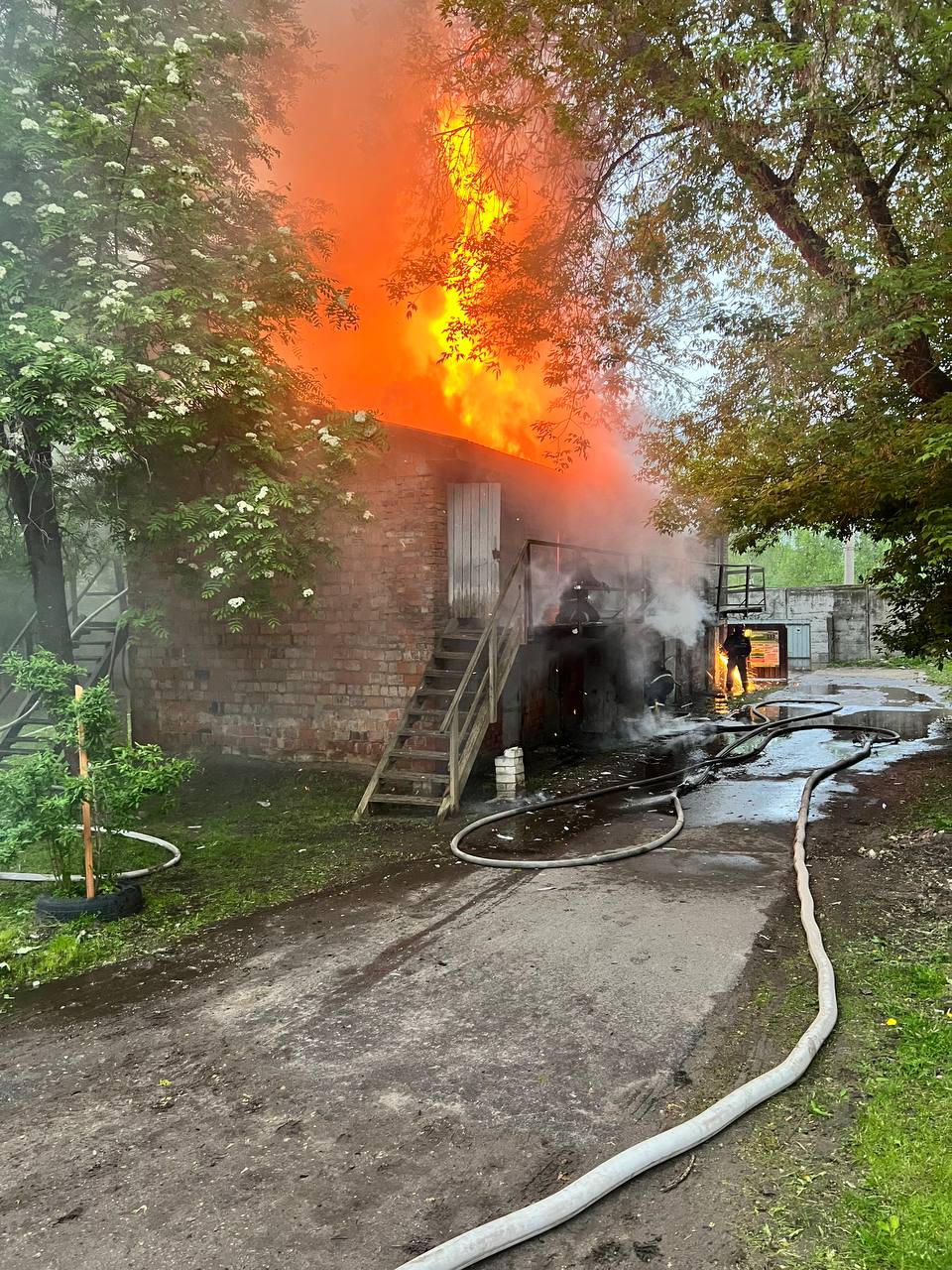На проспекте Фрунзе в Витебске горел сарай