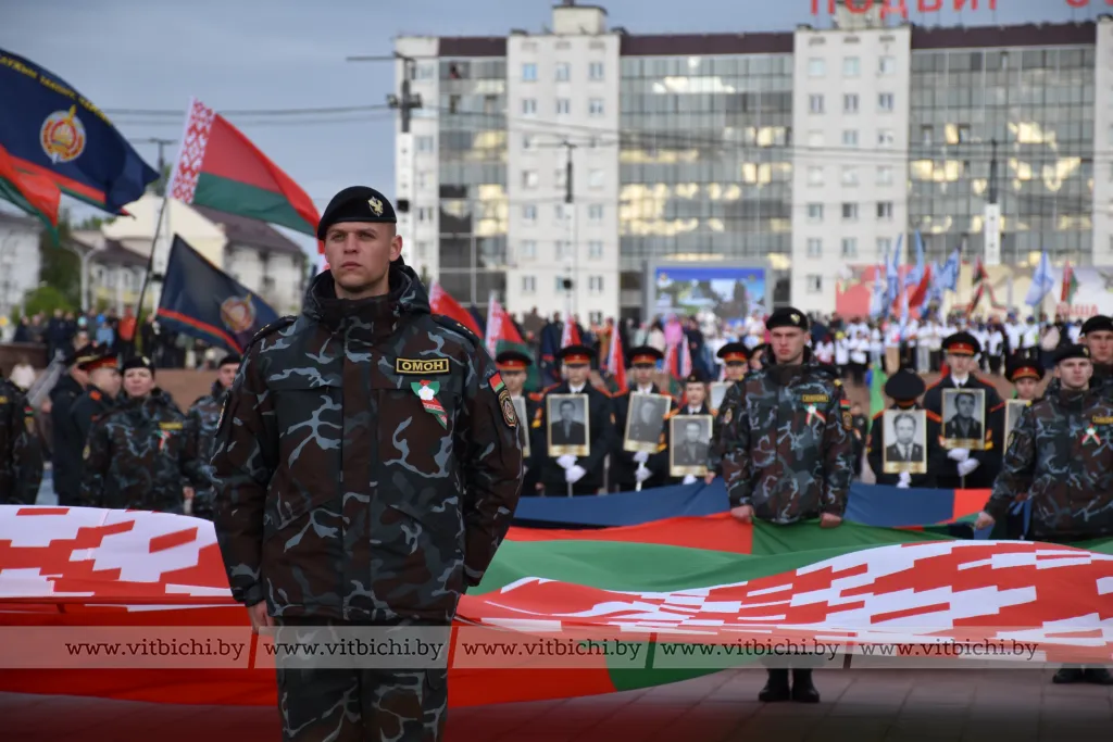 В Витебске встретили участников автомотопробега МВД, посвященного 80-летию Победы