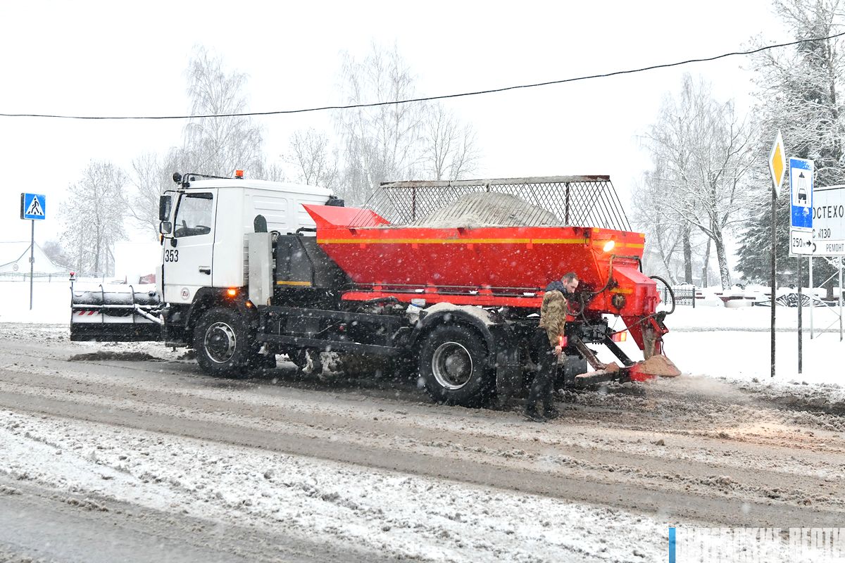 «Гордормост» Витебска обеспечивает уборку снега в круглосуточном режиме