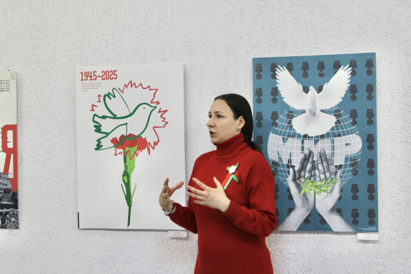 В Витебске открылась выставка «80 лет Победы: история в плакатах»