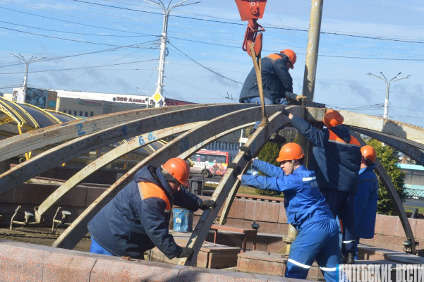 В Витебске начались подготовительные работы к запуску фонтанов