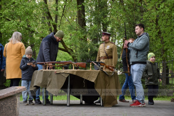 9 мая Витебский музей Шмырева стал центром военно-патриотического фестиваля