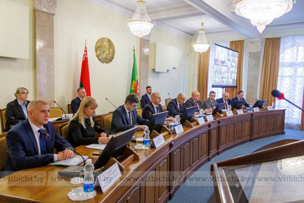 Ход подготовки к весенним полевым работам рассмотрели на заседании Витебского облисполкома