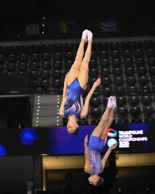 Иван Литвинович и Яна Лебедева победили в смешанных синхронных прыжках на этапе Кубка мира в Алкмаре