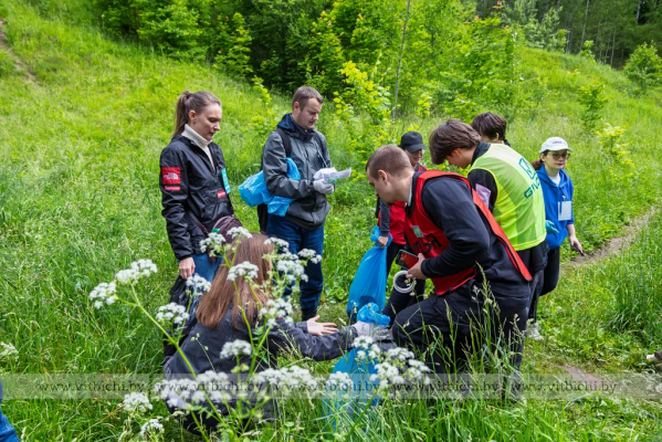 «Чистые игры в Витебске: за час на Юрьевой горке собрали больше 260 килограммов мусора