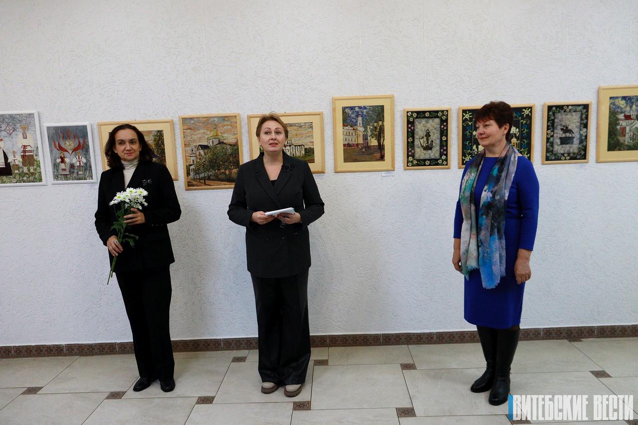 В Витебской областной библиотеке прошла выставка «Витебск. С любовью навсегда»