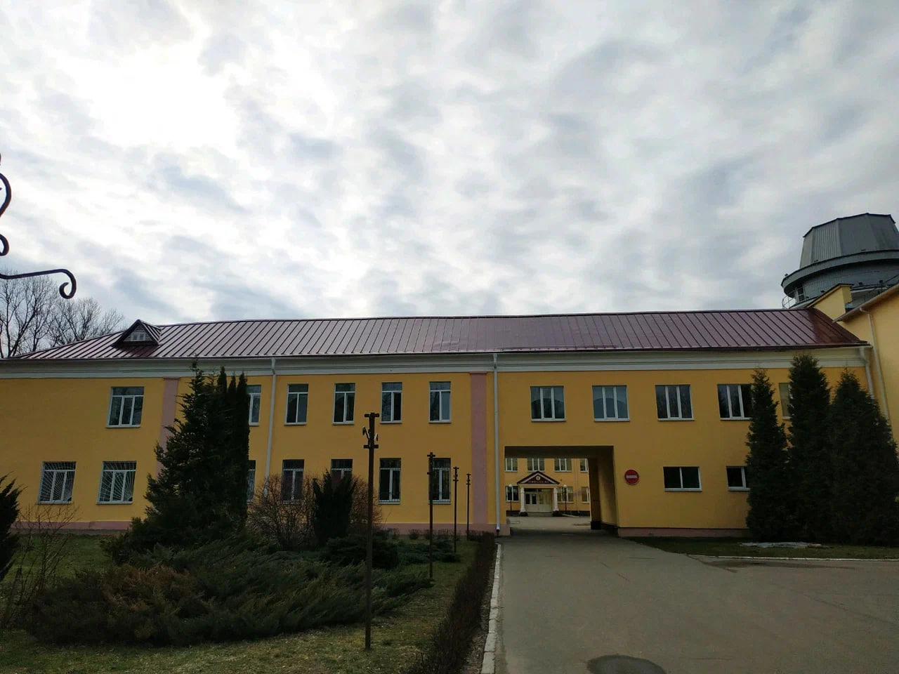 Специалисты из ПГУ имени Е.Полоцкой приступили к обследованию корпусов гимназии № 1 имени Ж. И. Алфёрова и грунтов на прилегающей территории