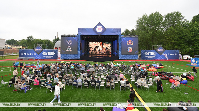 С любовью к малой родине, вкусно и творчески. Как прошел первый день "Вытокаў" в Поставах
