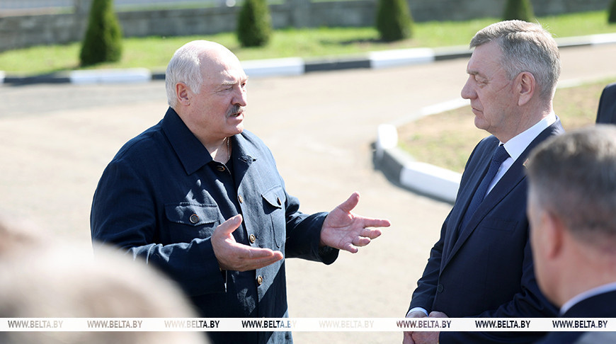 Лукашенко про финансовые показатели деревообработки: там наши деньги и перспектива