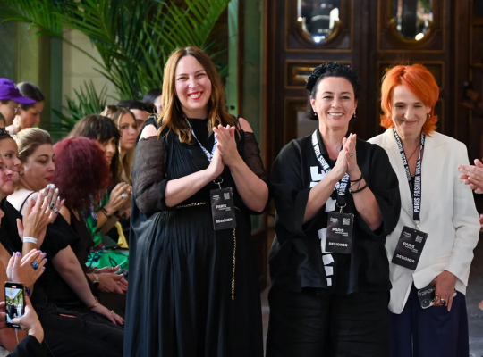 Впервые в Париже свои коллекции представили три известных дизайнера из Витебска