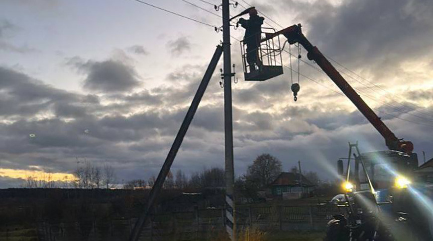 Минэнерго: Электроснабжение пострадавших от непогоды населенных пунктов восстановлено