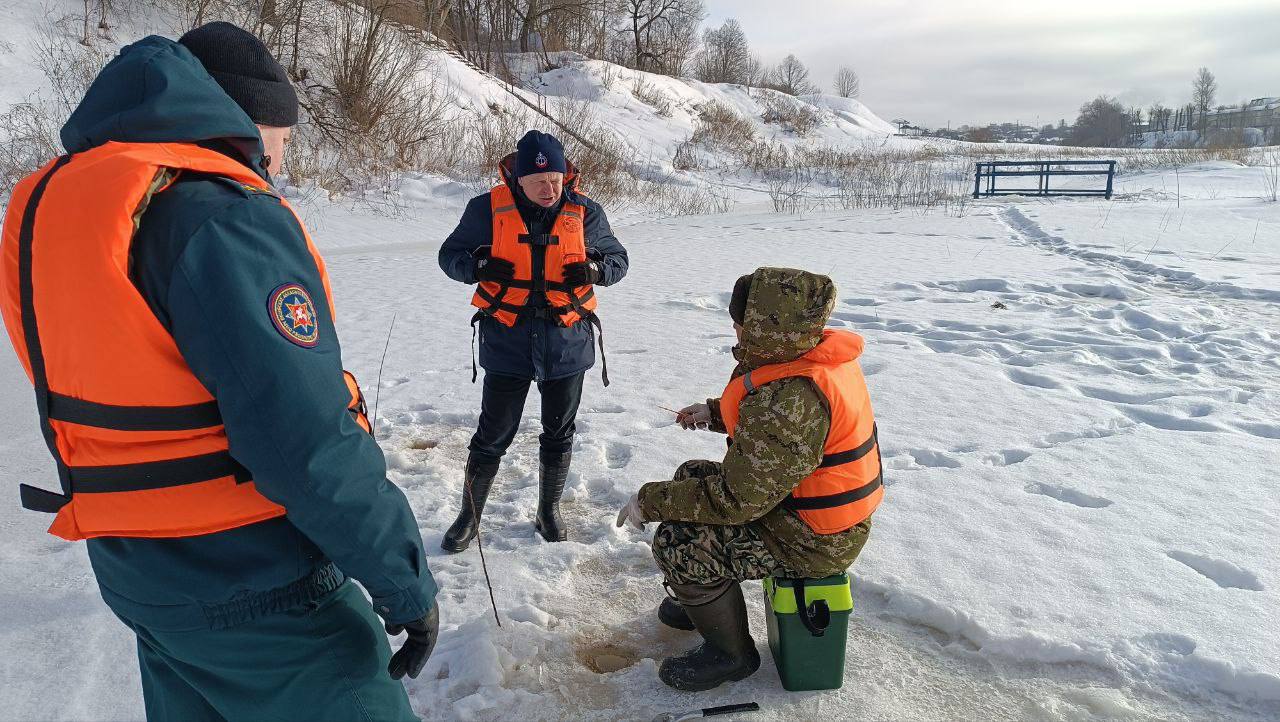 Рэйды па вадаёмах Віцебска здзейснілі работнікі МНС, супрацоўнікі МУС і прадстаўнікі АСВОД.