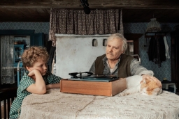 Продолжение комедии «Батя» и постапокалипсис от режиссеров «Мстителей»: афиша кино в Витебске с 3 по 9 апреля