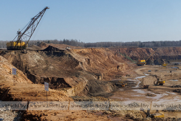 ОАО «Доломит» обязуется поставить аграриям 6 миллионов тонн доломитовой муки по госзаказу до 2030 года