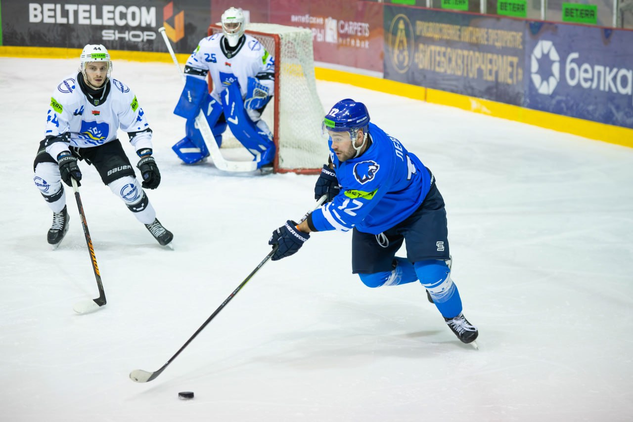 Витебские «медведи» за неделю провели три встречи на своем льду. В соперниках значились географические соседи из Орши и Новополоцка