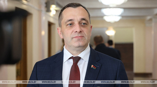 Лукашенко пообещал загрузить Субботина на всю катушку на новой работе