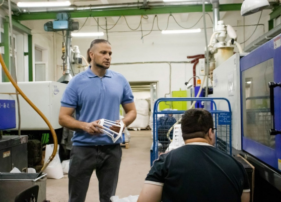 Поощряя инициативу: как директор «Электа» создает комфортные условия для работников с ограниченным здоровьем