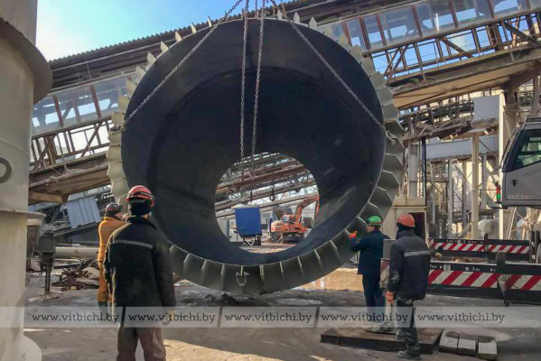 Продолжается реконструкция ОАО «Доломит». Новые подробности выяснили корреспонденты «Витьбичей»