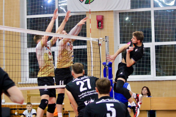 Витебские волейболисты победили соперников из Могилева в чемпионате страны