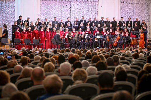 Витебский народный молодежный хор выступил на одной из лучших концертных площадок Санкт-Петербурга