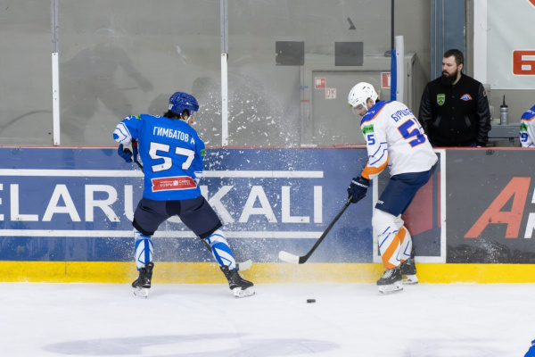 Хоккейный клуб «Витебск» переиграл «Локомотив» из Орши