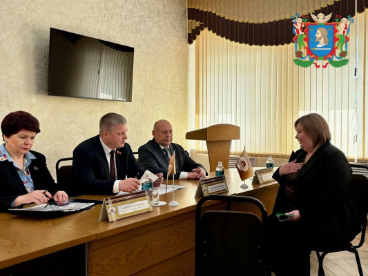 Глава города Алексей Героев провел выездной прием граждан в ОАО «Витебскхлебпром»