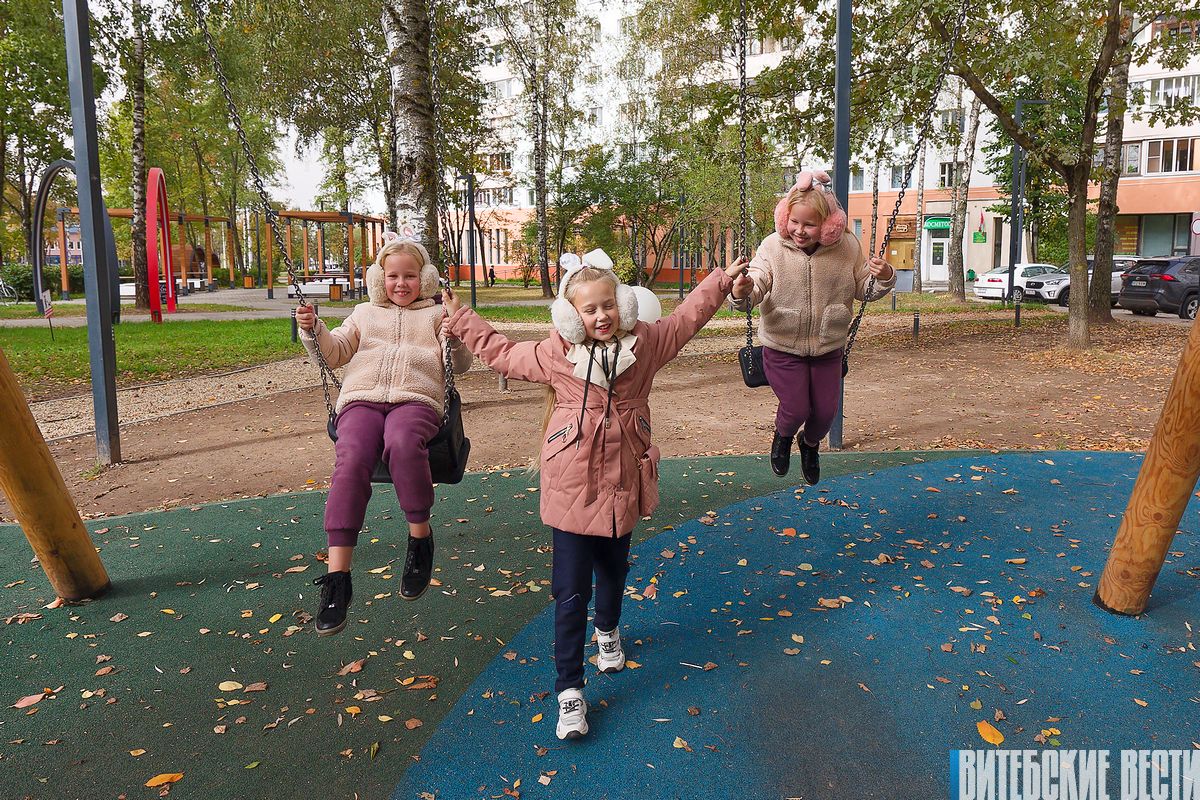 «Тут приятно находиться». Фоторепортаж со Студенческого сквера в Витебске