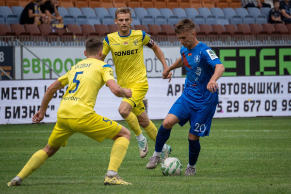 Футбольный клуб «Витебск» на выезде крупно переиграл многократного чемпиона страны