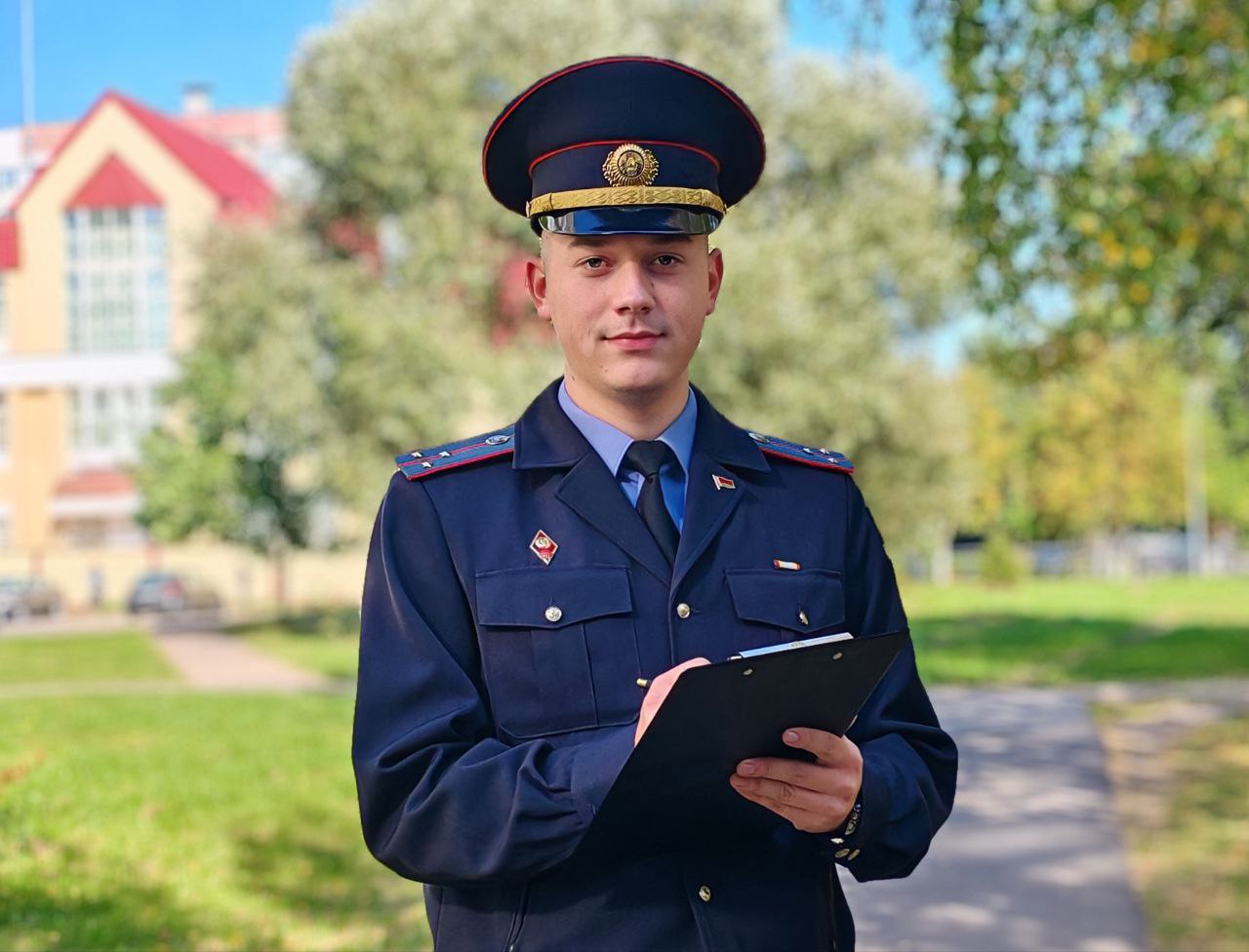 Сегодня участковые инспекторы милиции проведут прием граждан