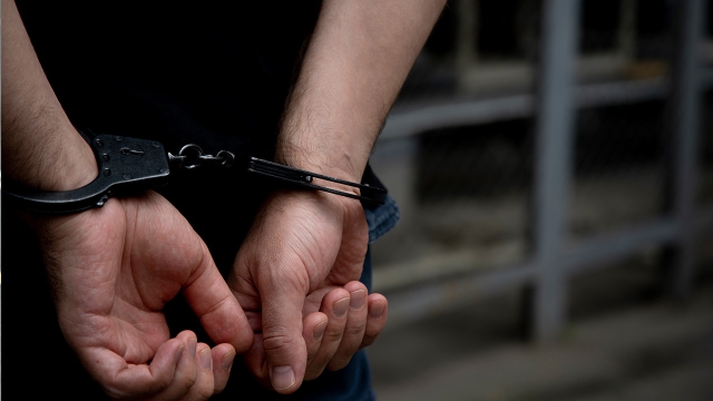 За оскорбление и сопротивление сотрудникам милиции - ответственность по закону