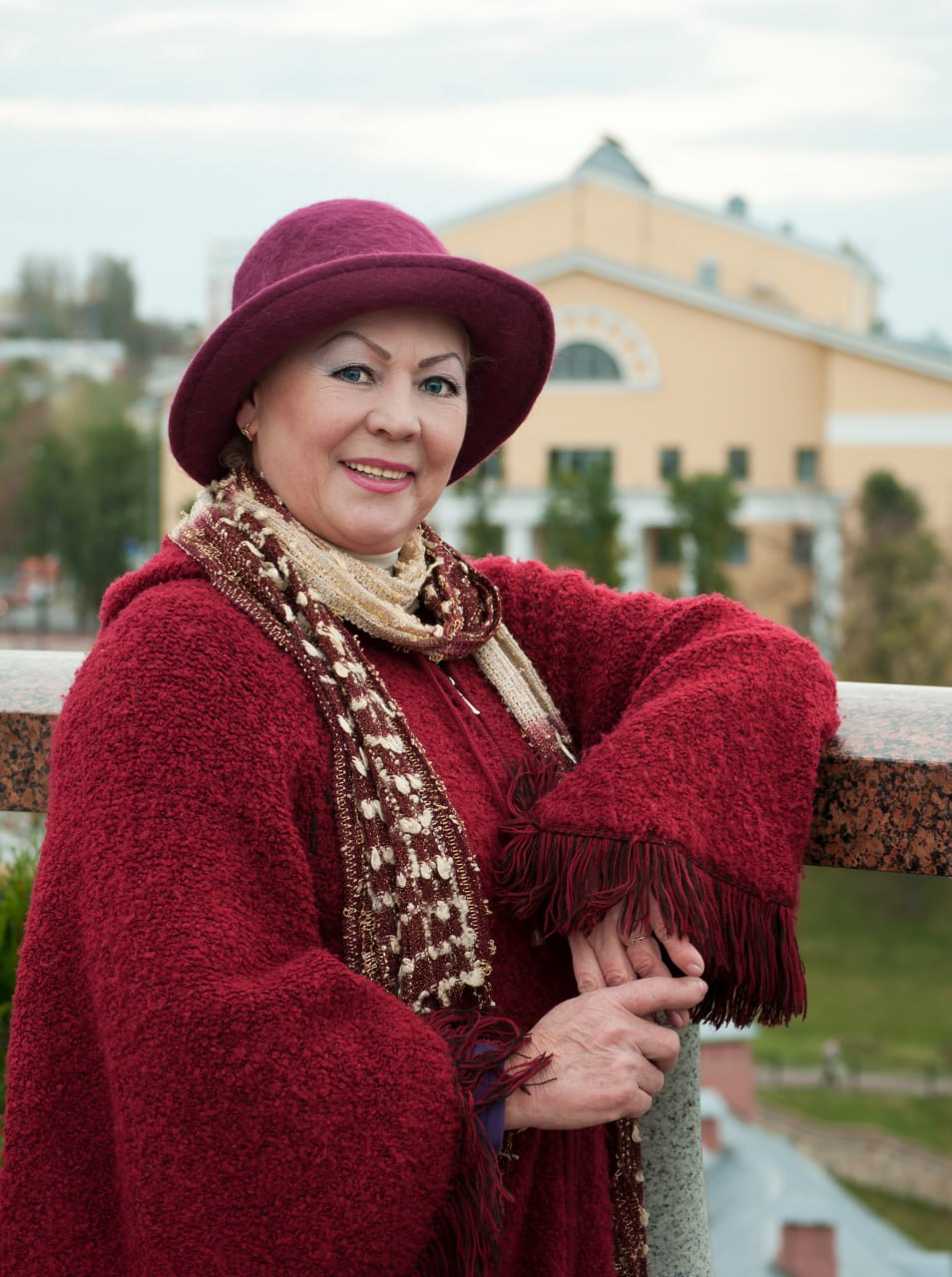 Коласовскому театру – 100 лет: бенефис Валентины Богдановой открыл юбилейный сезон