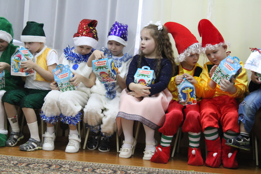 Новогодний утренник по сказке «Морозко» для детей и взрослых состоялся в детском саду № 29 города Витебска