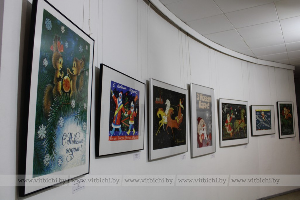 В Витебском областном краеведческом музее открылась выставка советских открыток и плакатов