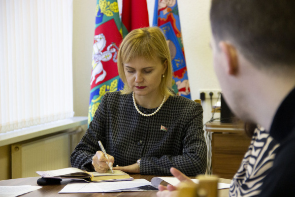 В Витебске председатель горсовета Ольга Иванова провела приём граждан