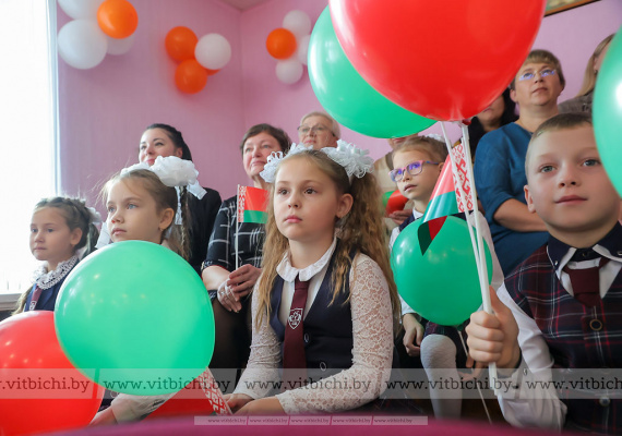 Более 85% многодетных семей уже получили единовременную помощь на подготовку к школе
