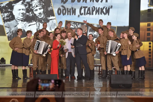 ФОТОФАКТ. В Витебске прошел концерт мастеров искусств Беларуси и Узбекистана