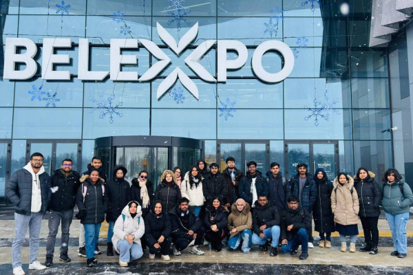 Выставка «Моя Беларусь» впечатлила иностранных студентов ВГМУ