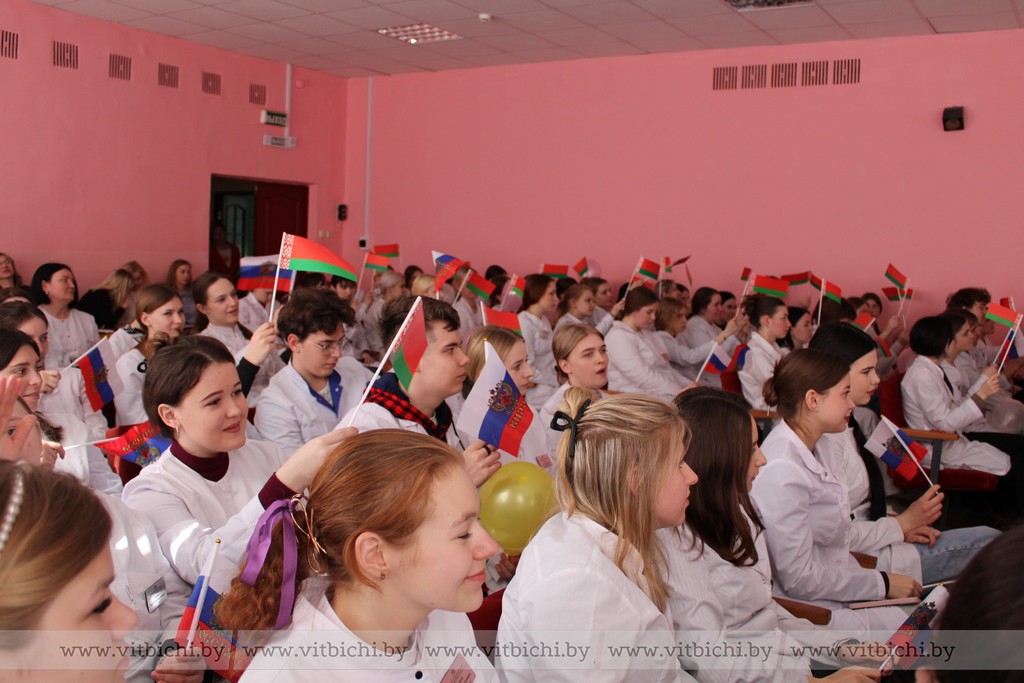 В День единения народов Беларуси и России Витебский и Псковский медколледжи провели встречу в формате телемоста