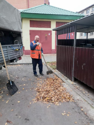 Страж чистоты города: как водитель Спецавтобазы Андрей Рыбаков поддерживает порядок в Витебске