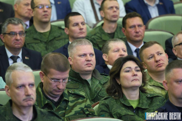 Сбор по территориальной обороне проходит в Лепельском районе: участие принимают председатели горисполкомов и военные комиссары