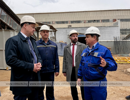 На ОАО «Доломит» началась встреча руководства предприятия и администрации Железнодорожного района