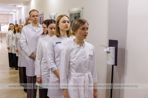 В Витебском медуниверситете прошло окончательное распределение выпускников 2026 года