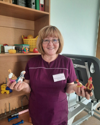 Творит чудеса из ваты: как новогодние игрушки витебской мастерицы Ирины Филипповской согревают сердца