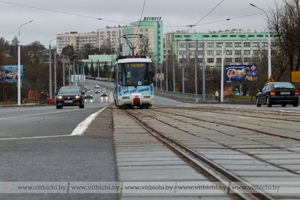 На Юбилейном мосту в Витебске открыто движение транспорта